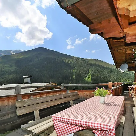 Apartamento In Hochfugen With A Garden *